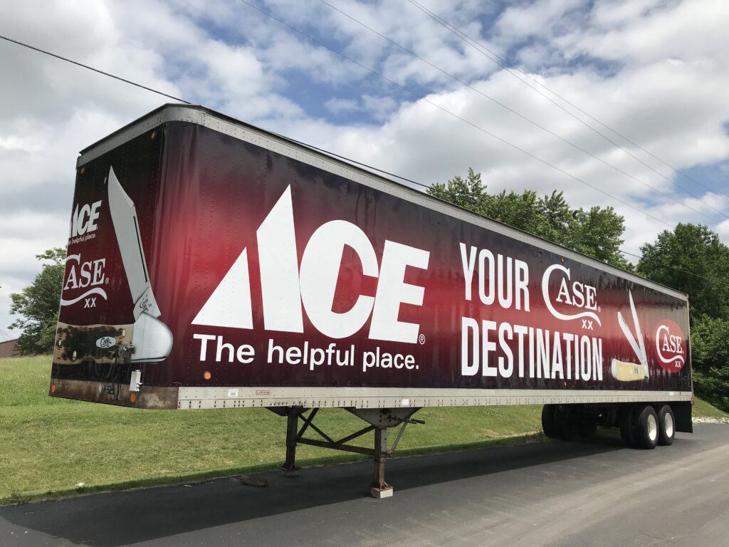 Houchens 384 Trailer Billboard